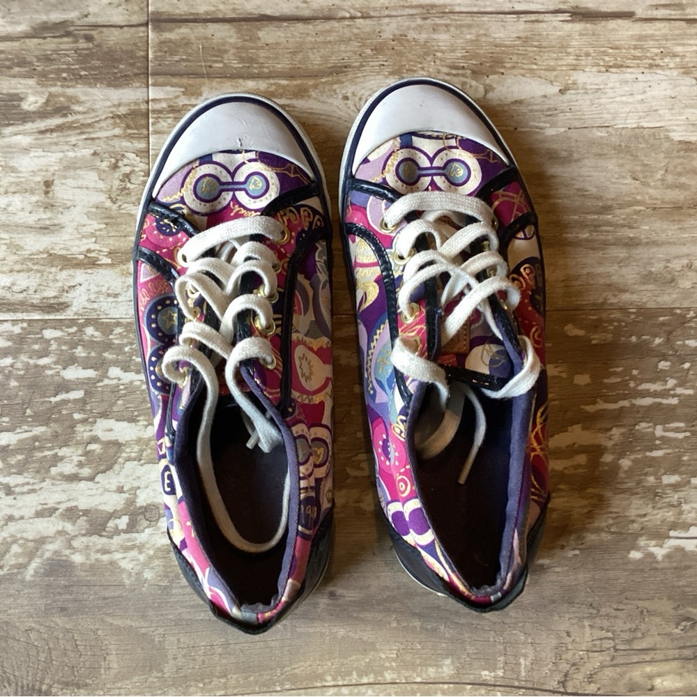 Women’s Purple Patterned Low-Top Casual Sneakers - Picture 6 of 8